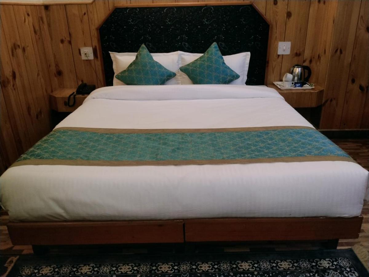 Hotel Yak Манали Экстерьер фото
