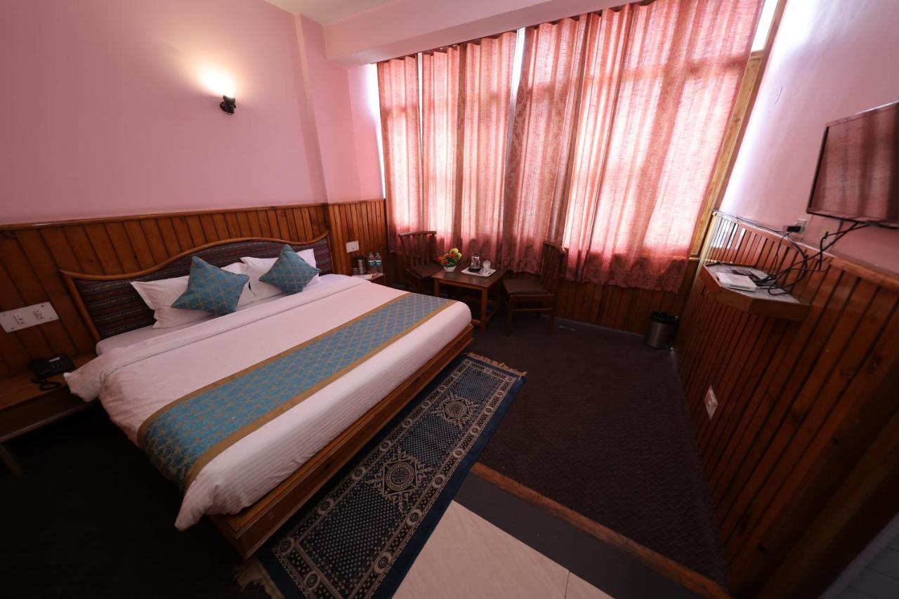 Hotel Yak Манали Экстерьер фото
